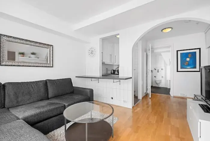 Cozy Apartment With Parking